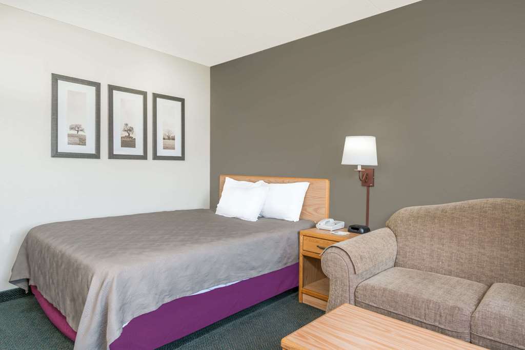 Moose Lake Lodge & Suites Phòng bức ảnh