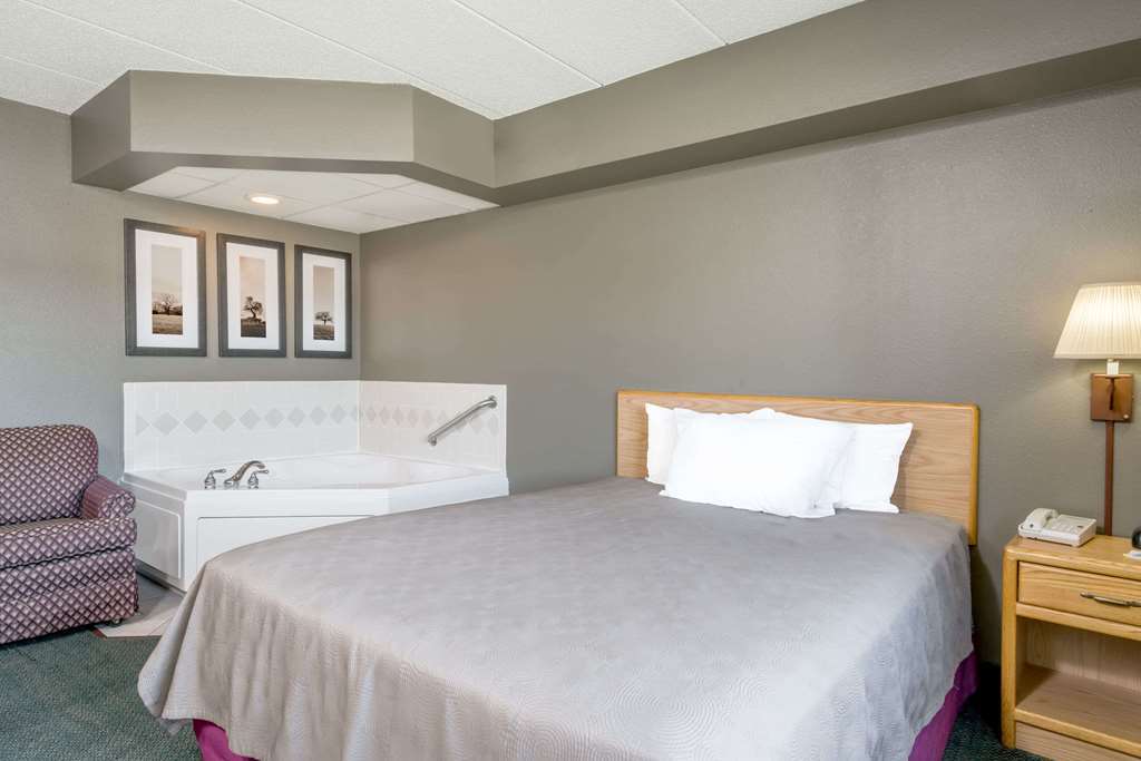 Moose Lake Lodge & Suites Phòng bức ảnh