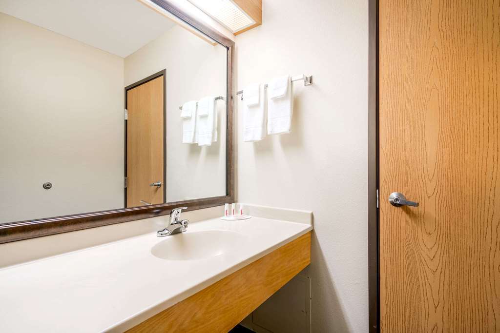 Moose Lake Lodge & Suites Phòng bức ảnh